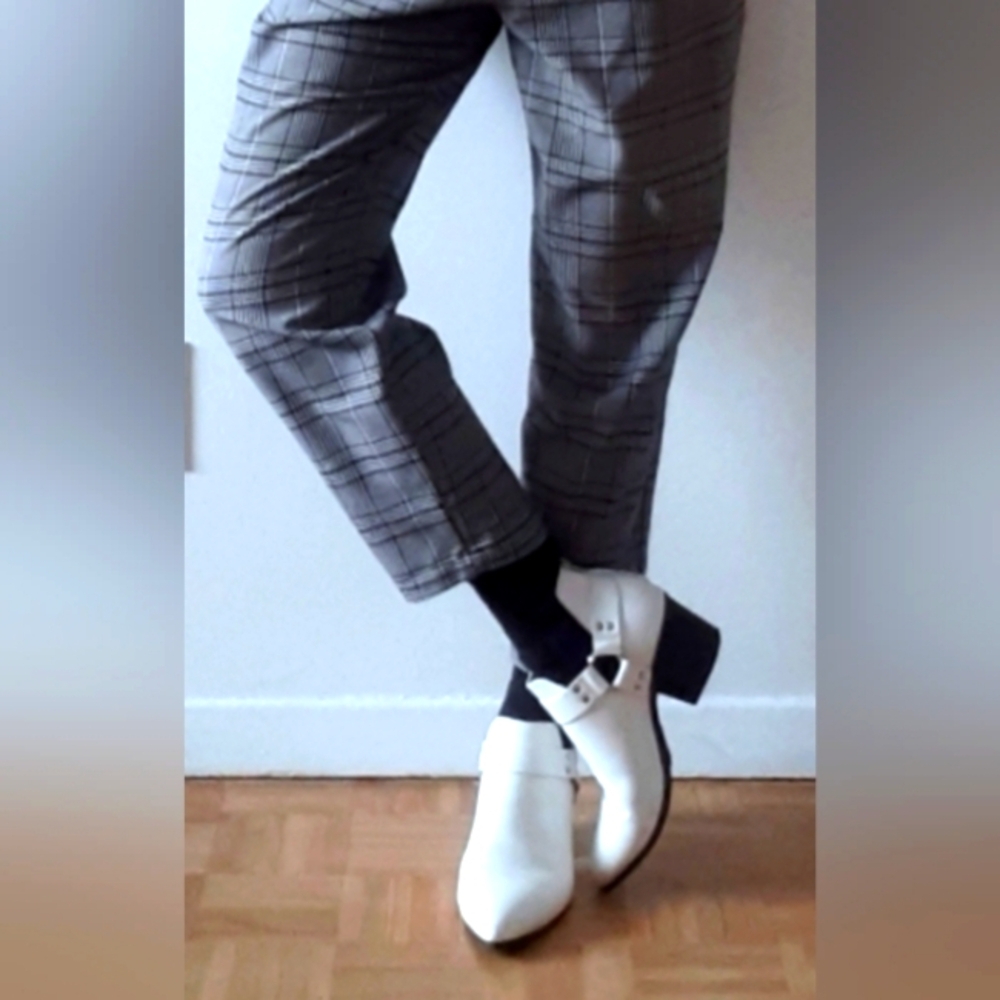Forever 21 white leather ankle boots